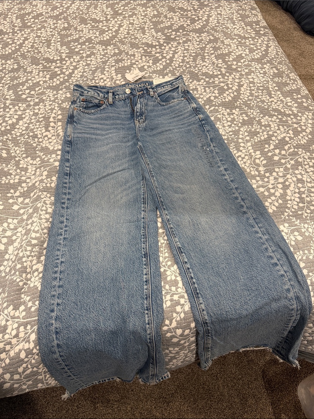 American Eagle Outfitters Light Blue Wide-Leg Jeans